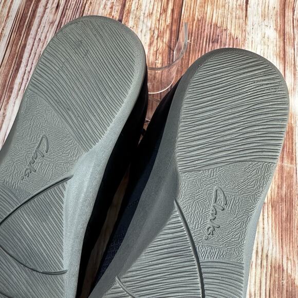 Clarks SILLIAN EMMA Womens Size 9.5 Blue Mesh Suede Sneakers Shoes Oxfords Flats - Picture 9 of 10